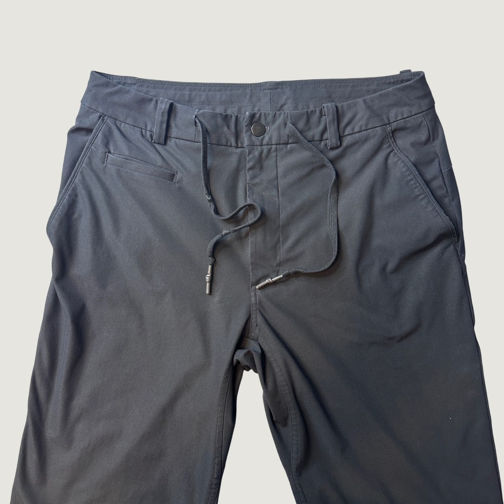 Lululemon Joggers Mens 34x29 ABC Jogger Black Tapered Stretch Pants Commuter